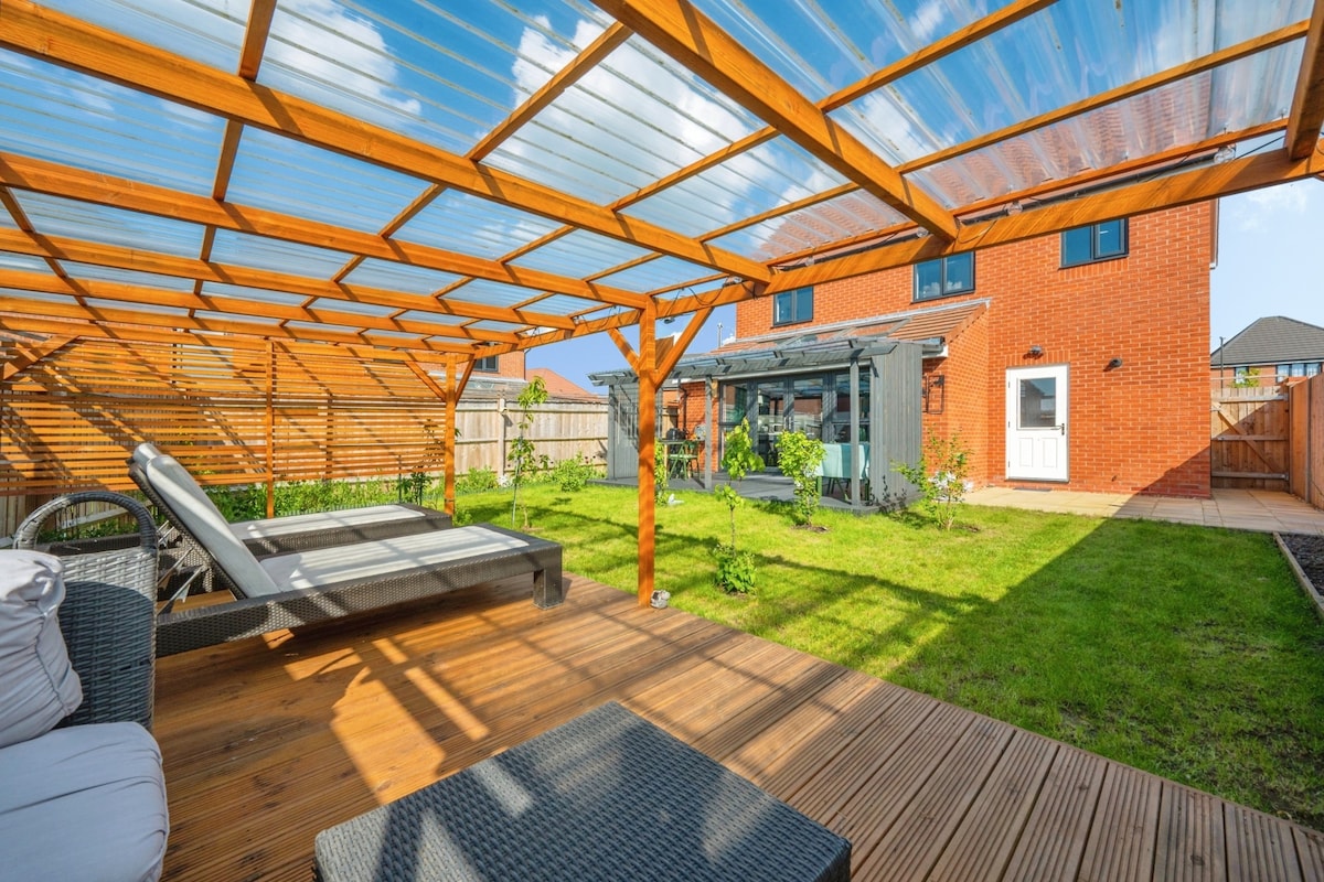 3BR Detached: SuperKing | Parking x2 | Sleeps 7 - Photo 67