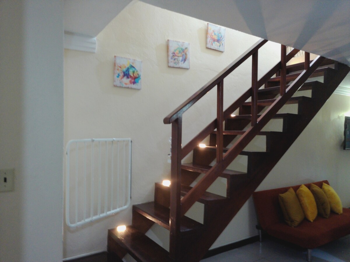 Beachfront Getaway•King Bed•Pool•Family Friendly - Photo 35