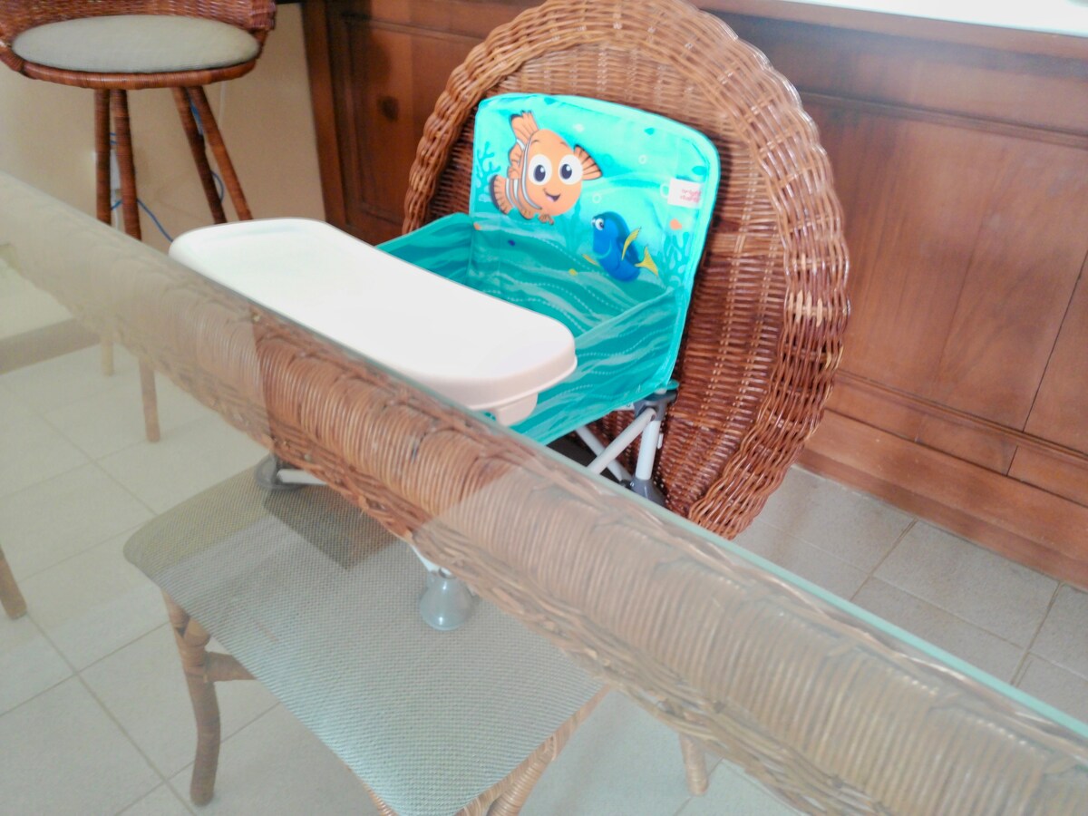 Beachfront Getaway•King Bed•Pool•Family Friendly - Photo 46