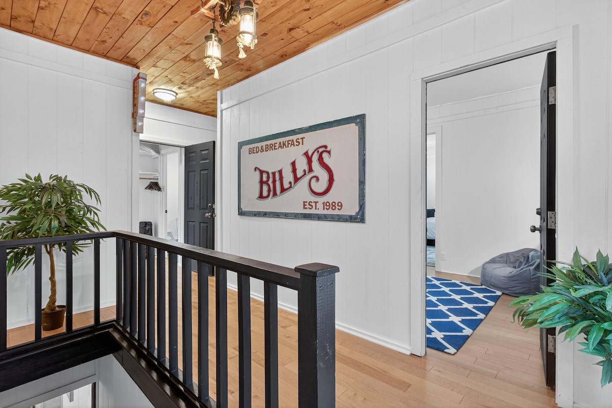 FLXFarmhouse-7Bd-6Ba-HotTub-Firepit-Arcade-Pets - Photo 6