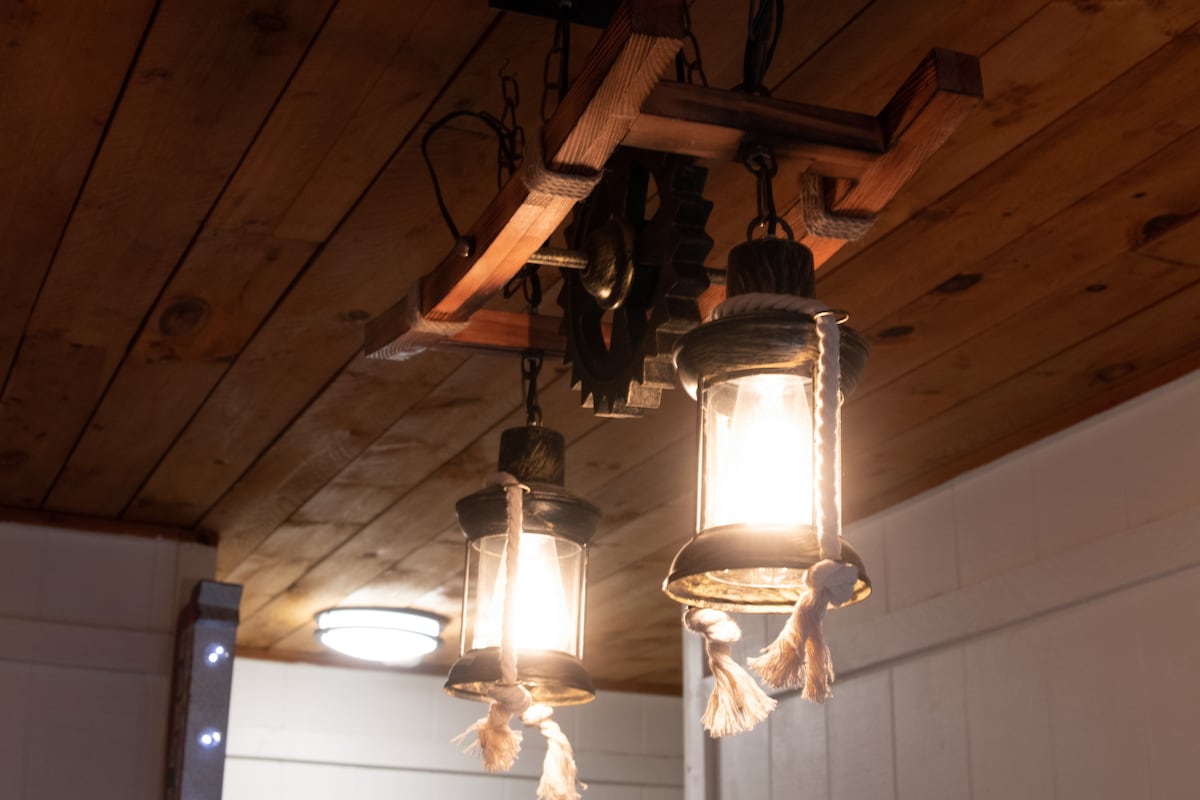 FLXFarmhouse-7Bd-6Ba-HotTub-Firepit-Arcade-Pets - Photo 24