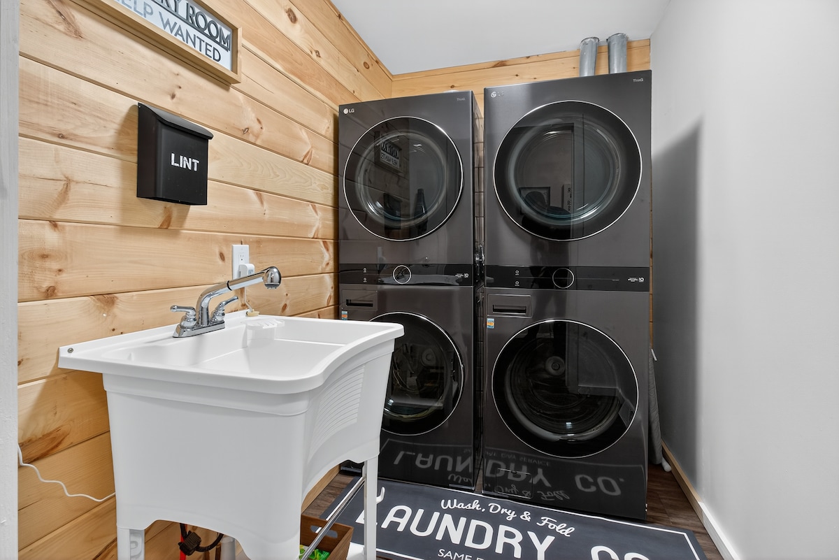 FLXFarmhouse-7Bd-6Ba-HotTub-Firepit-Arcade-Pets - Photo 41