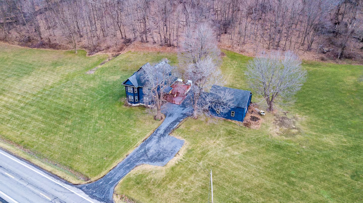 FLXFarmhouse-7Bd-6Ba-HotTub-Firepit-Arcade-Pets - Photo 47