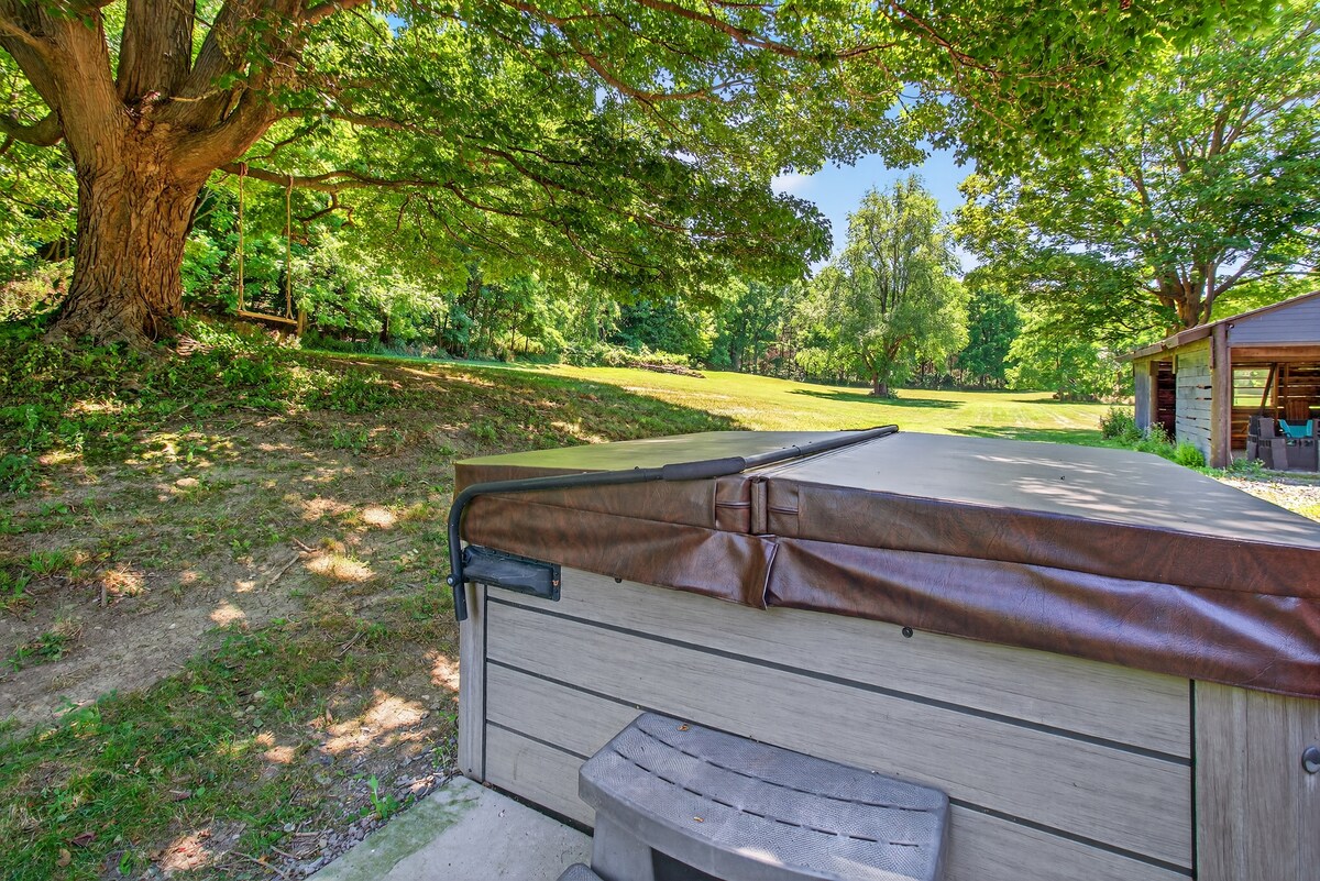 FLXFarmhouse-7Bd-6Ba-HotTub-Firepit-Arcade-Pets - Photo 51