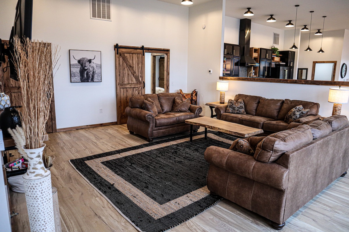 The Barn On Keuka-HotTub-LakeView-WineTrail - Photo 9