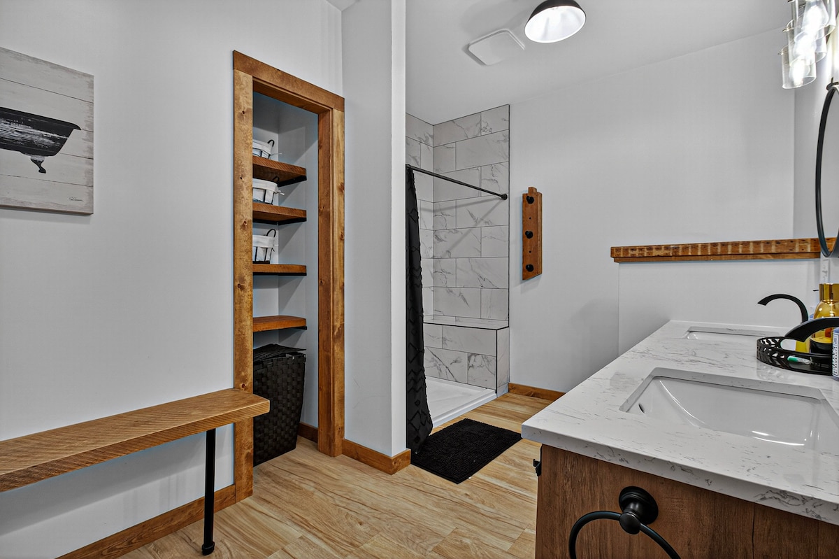 The Barn On Keuka-HotTub-LakeView-WineTrail - Photo 25