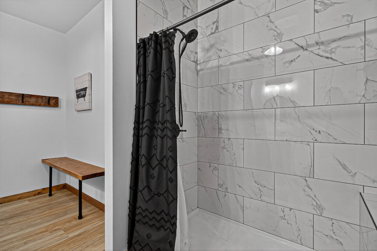 The Barn On Keuka-HotTub-LakeView-WineTrail - Photo 26