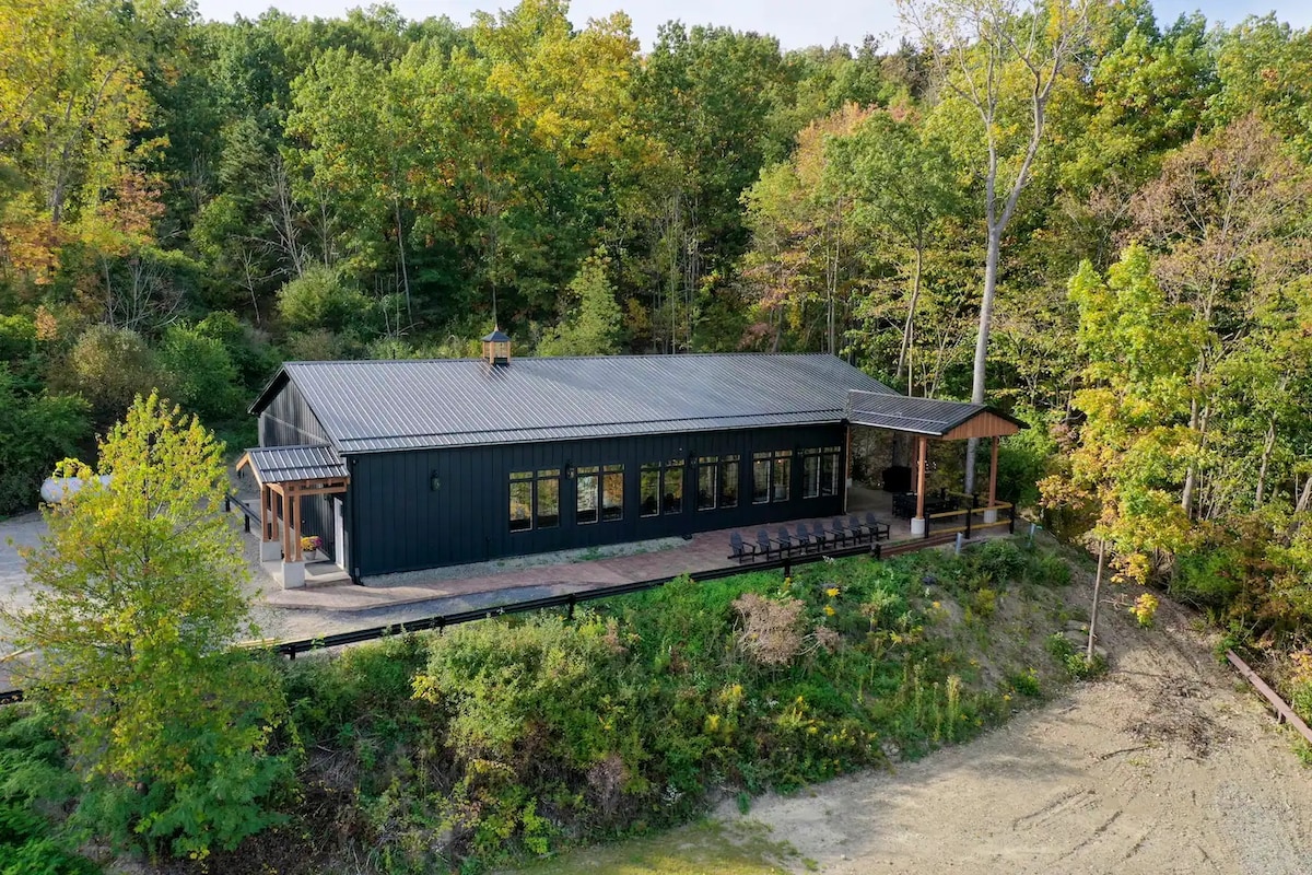 The Barn On Keuka-HotTub-LakeView-WineTrail - Photo 37