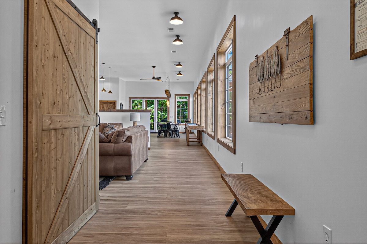 The Barn On Keuka-HotTub-LakeView-WineTrail - Photo 6