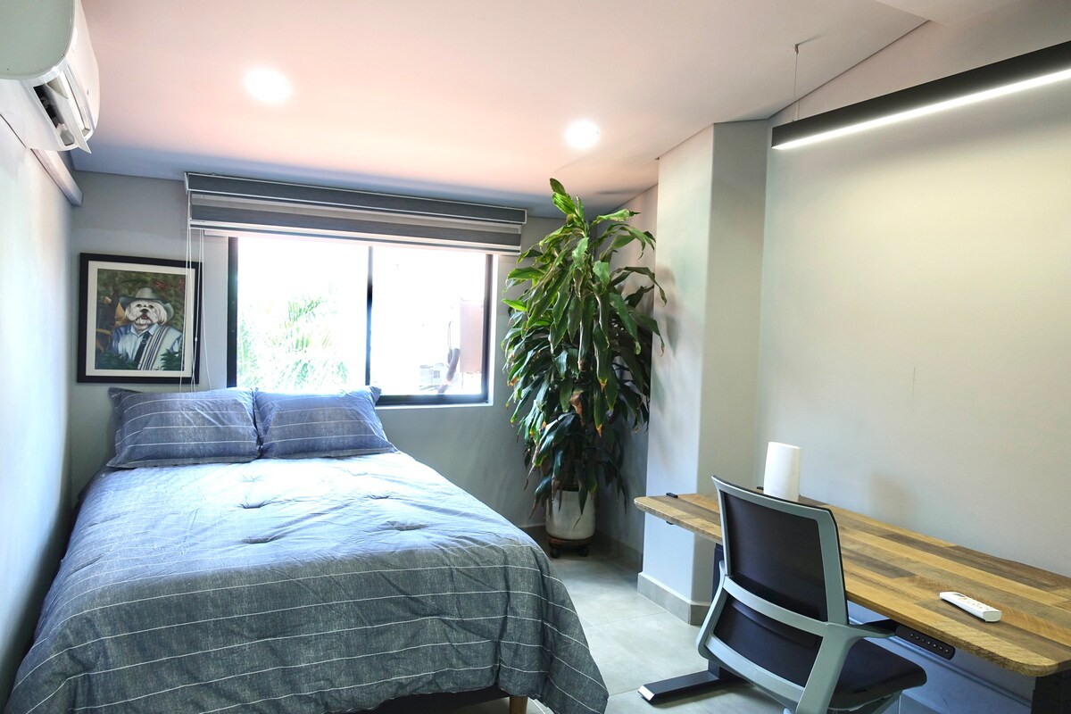 Air Conditioning/500 MB Internet/4 bed/3 bath - Photo 12