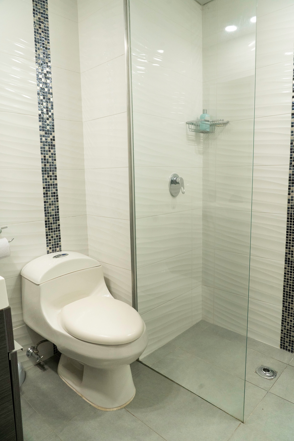 Air Conditioning/500 MB Internet/4 bed/3 bath - Photo 16