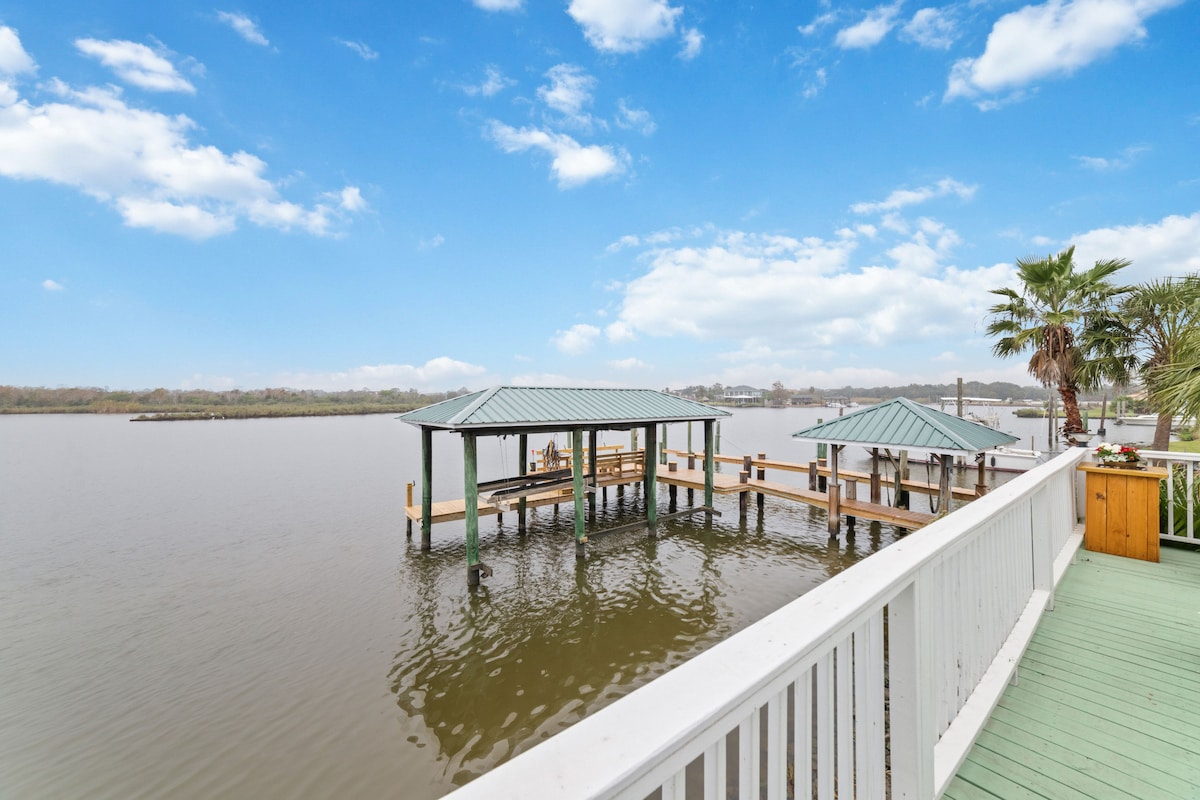 Escape Summer w/ Backyard, BBQ, Fishing & Crabbing - Photo 17