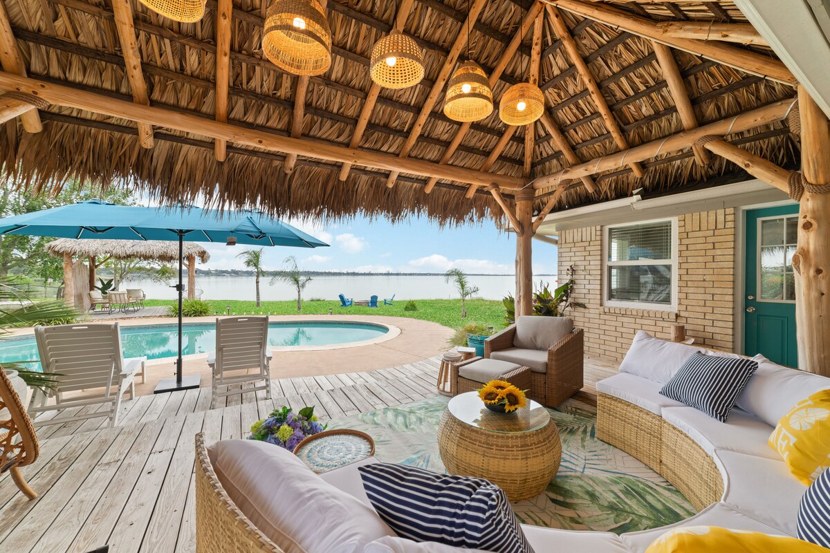 Baytime Retreat-Cozy Backyard, Pool, Bayfront View - Photo 29